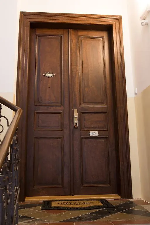 Prague Golden Age Apartment